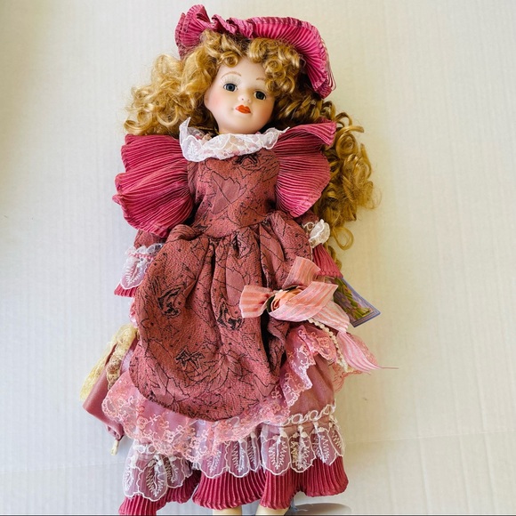 Cathay Collection Antique Porcelain Doll in Box Brand New with Stand 15” - Picture 4 of 13
